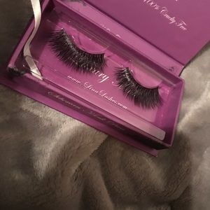NWOT Mink lashes